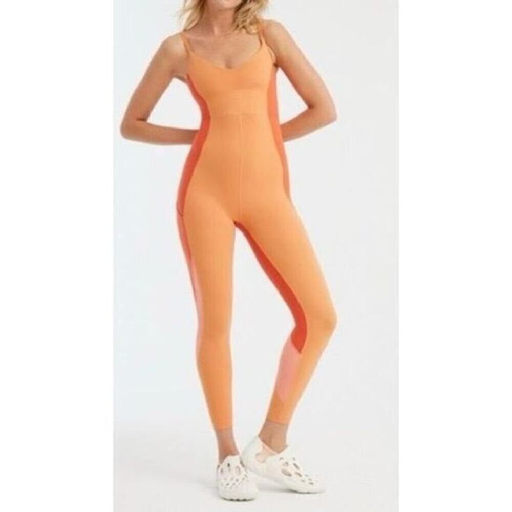 Outdoor Voices Zoom Full Length Built In Bra Sunstone Yoga Bodysuit Size Small